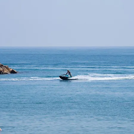 Διαμέρισμα Beachside Oasis 951 *