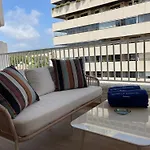 Beachside Oasis 951 * Μαρμπέλλα