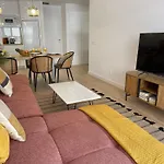 Beachside Oasis 951 * Μαρμπέλλα